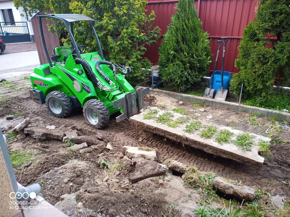 Betontörés munka közben