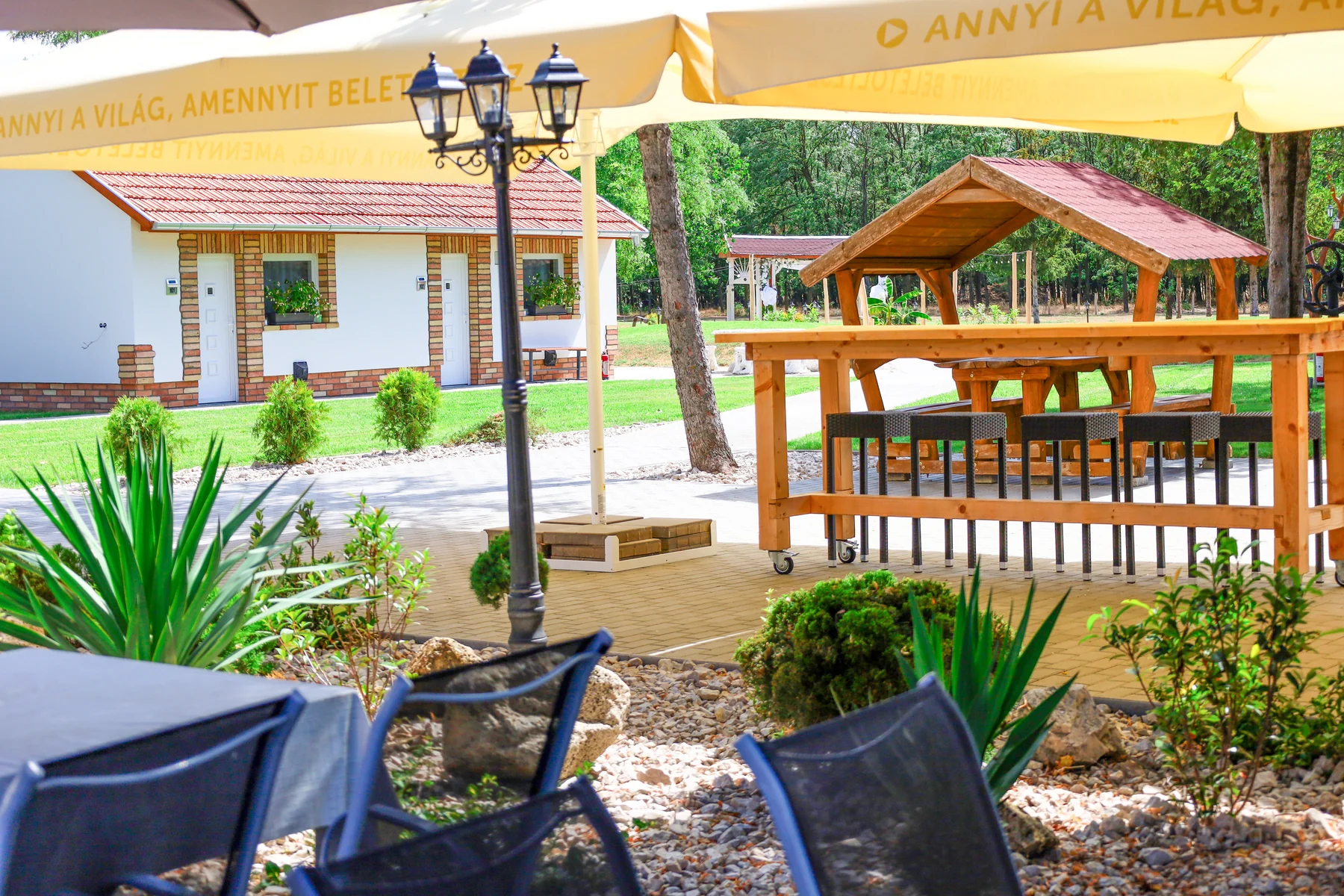 Kerti terasz és pavilon