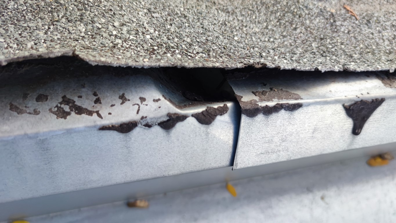 Roofing or terrace material detail.